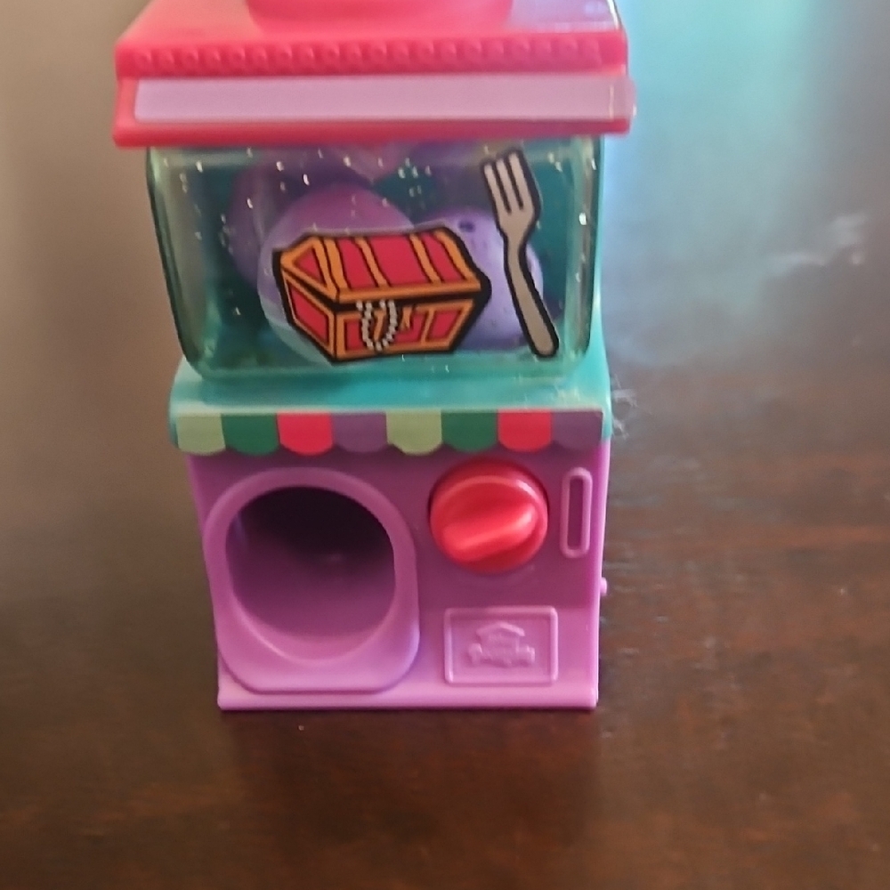 Colorful Kids Toy Vending Machine